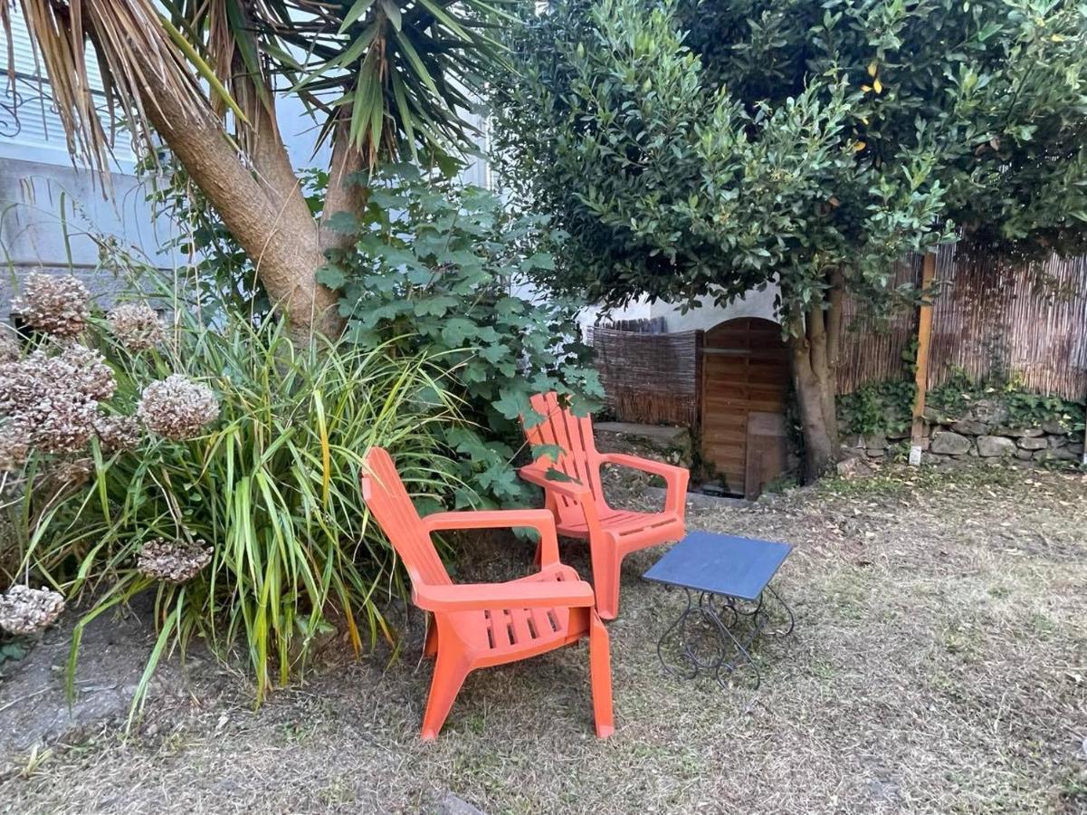 Le Patio, Coeur De Ville Avec Garage Et Jardin Vannes Kültér fotó