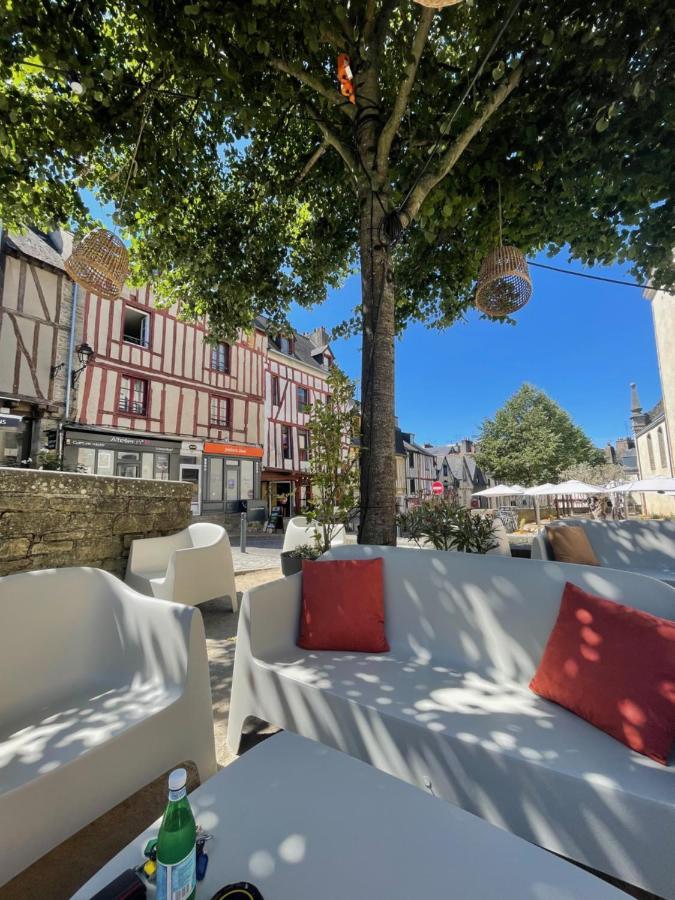 Le Patio, Coeur De Ville Avec Garage Et Jardin Vannes Kültér fotó